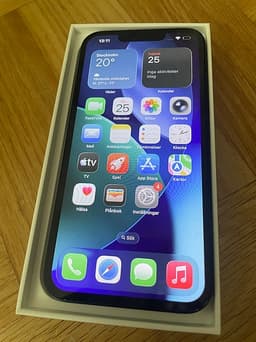 iPhone 13 svart 128GB