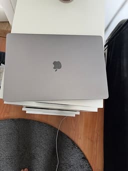 Apple MacBook Pro 16" 2019 32GB DDR4, i7