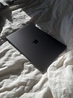 Apple MacBook M4 Pro 16” Space Gray laptop