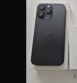 Apple iPhone 16 Pro 128 GB svart