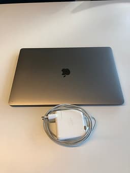 Macbook PRO 16 tum / Intel (2019) 64 GB RAM / 2TB