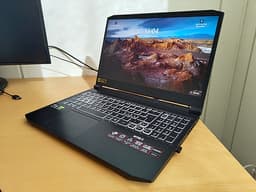 Acer Nitro 5 [ 15.6" | RTX 3070 | AMD Ryzen 7 5800H | 32GB Ram | 2st 1TB SSD ]