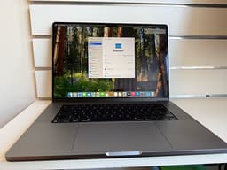 Apple MacBook PRO M1 Max, RAM 64, SSD 1TB