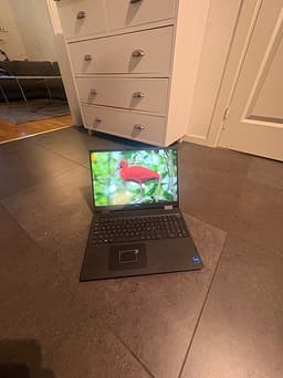Dell precision 7680