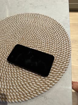 iPhone. 13 PRO