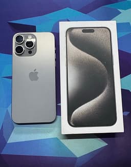 iPhone 15 Pro Max 256 GB | 88 % batteri | Originalkartong + skal