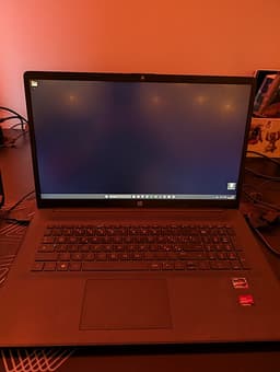 HP 17.3" Laptop – Ryzen 7 5700U / 16GB RAM / 512GB SSD / Windows 11