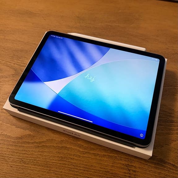 Apple iPad Air 11" M3 5G 2025 (7th Generation)