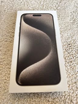 Apple iPhone 15 Pro Max smartphone 256 GB titan