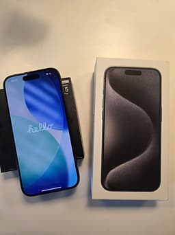 Apple iPhone 15 Pro 128 GB svart