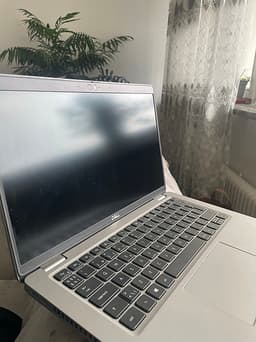 Dell bärbar dator 14 tum silver