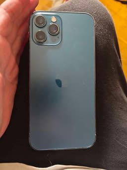 iPhone 12 Pro Max.