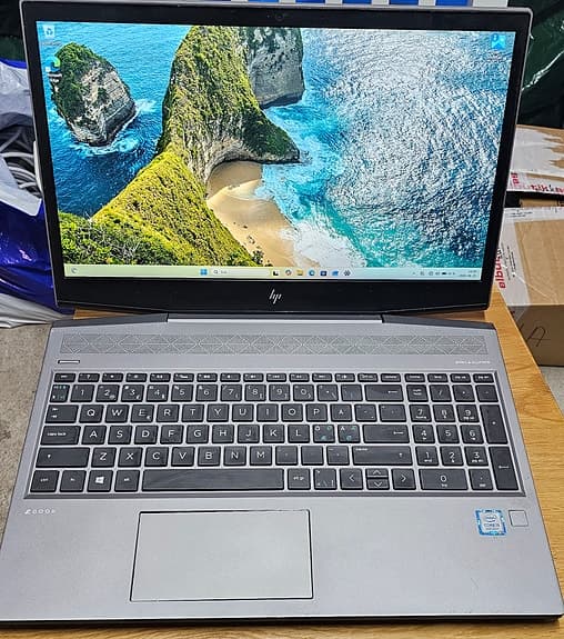HP ZBook 15"