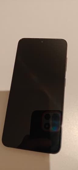 Samsung Galaxy S23 smartphone svart