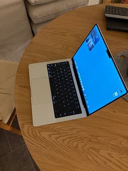 Apple MacBook Pro | M1 Pro | 16 GB RAM | 1 TB SSD