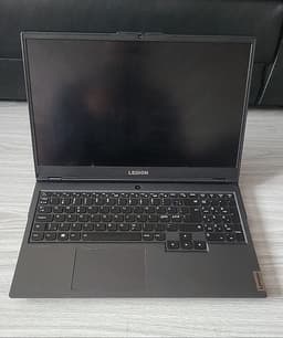 Lenovo Legion 5 bärbar dator 15 tum svart *Defek