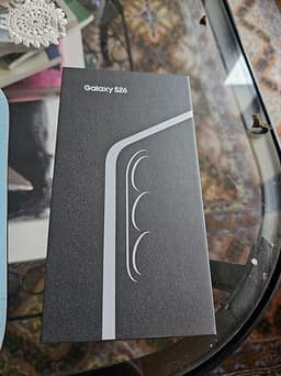 Samsung S26 Oöppnad