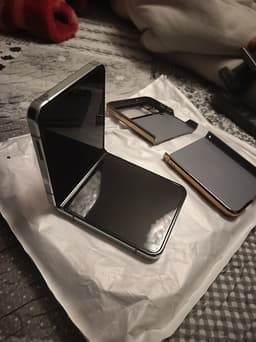 Samsung galaxy z flip 5