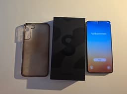 Samsung Galaxy S22+ 5G - Svart - Kartong & skal ingår