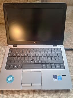 HP 14" Laptop Intel i5 8gb ram