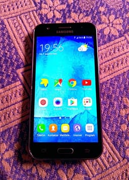Samsung Galaxy J5 (SM-J500FN) - Svart