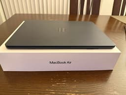Apple MacBook Air 13" M3 Midnight – Köpt Sep 2024 + 5 års Elgiganten Garanti!