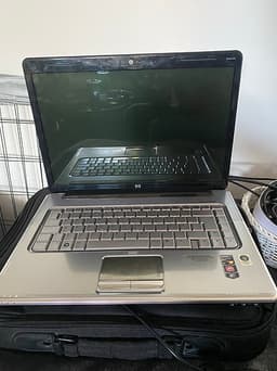 HP bärbar dator 15 tum silver/svart