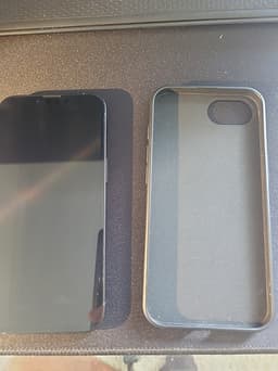 Iphone 16e nyskick! 100% batterihälsa 128gb