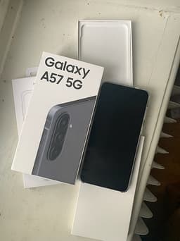 Samsung Galaxy A57 5G 8/128GB – Som ny + skal & skärmskydd