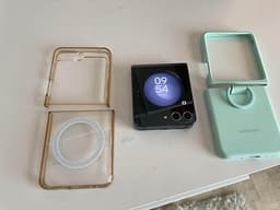 Samsung Galaxy Z Flip 5 - 512GB minne - OLÅST