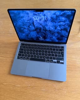 Apple MacBook Air 2024 | 13.6" | M3 | 24 GB | 512 GB SSD | 10-Core GPU