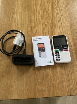 Doro mobiltelefon Leva X10 med laddstation