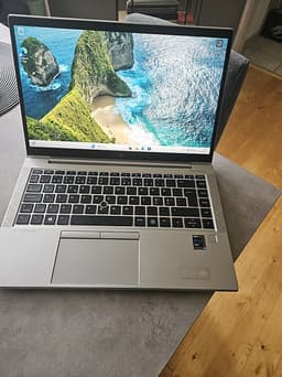 HP EliteBook 840 G8 14" Intel Core i5-1135G7 - 16GB - 256GB - Win 11 Pro
