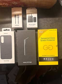 Ny/oöppnad Samsung Galaxy S25 Edge mobil 256 GB säljes/bytes