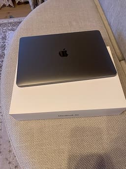 Apple MacBook Air 13" Space Gray laptop