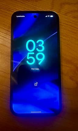 Google Pixel 9a 128 GB Obsidian – nyskick