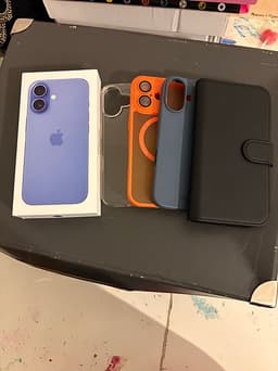 Apple iPhone 16 128 GB lila