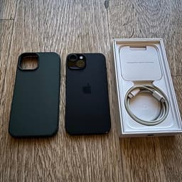 Apple iPhone 15 128 GB svart