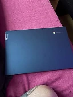 Lenovo Chromebook laptop blå