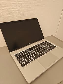 HP ProBook 440 G9 – i5 / 8GB / 256GB