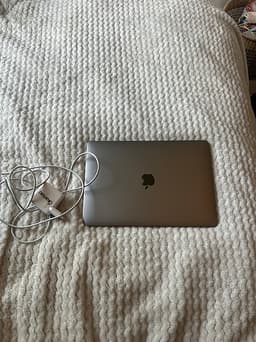 MacBook Air M1 2020 – 16 GB RAM / 512 GB