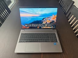 HP ZBook Firefly 15,6” – i7, 32GB RAM, T1200, 500GB SSD