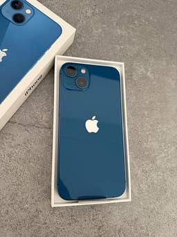 iPhone 13