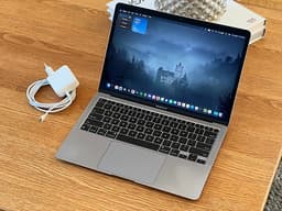 MacBook Air M1 512GB SSD med US Tangentbord