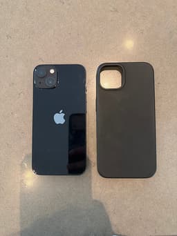 Apple iPhone 13 (128 GB) – Nyskick! (100% Batterihälsa + Skal)