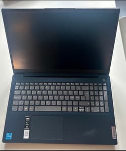 Lenovo bärbar dator 15.6 tum Intel Core i3