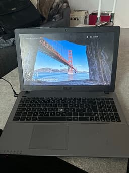 Asus laptop 15 tum svart