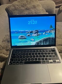 Apple MacBook Pro M1 Touchbar (Mindre Sliten)