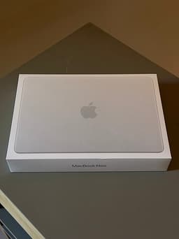 Apple 13" MacBook Neo laptop 8GB/256GB