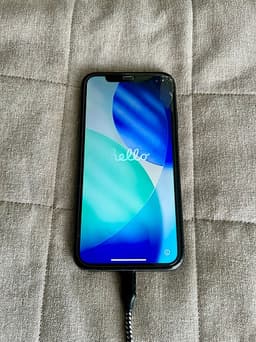 iPhone 11 Svart 64GB – Defekt skärm